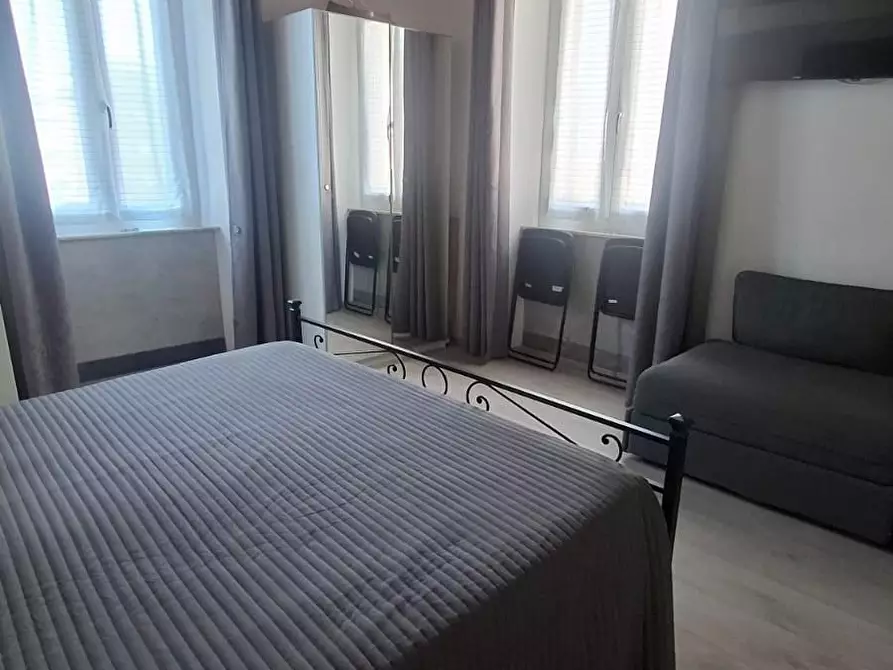 Immagine 4 di Appartamento in vendita  a Carrara