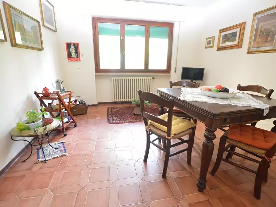 Immagine 20 di Villa in vendita  a Lucca