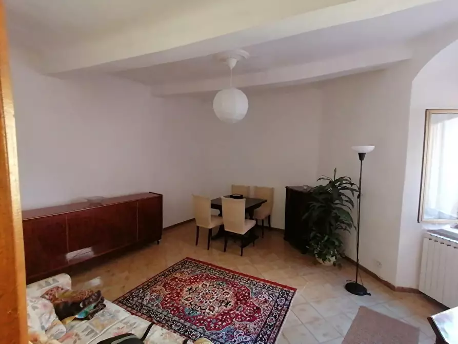 Immagine 1 di Appartamento in vendita  a Carrara