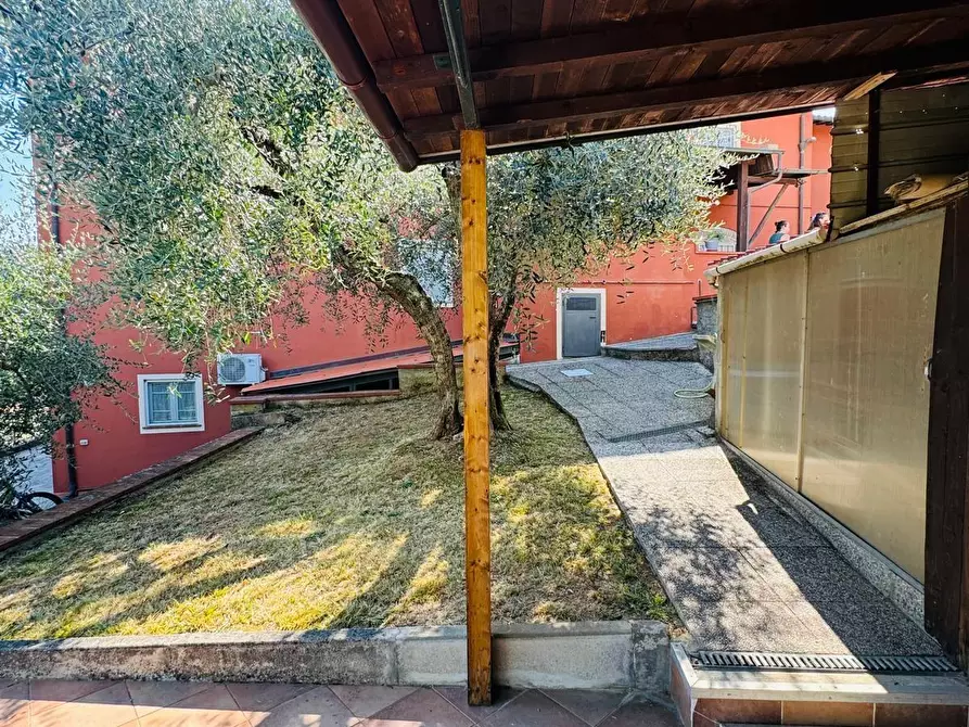 Immagine 12 di Terratetto in vendita  a Capannori