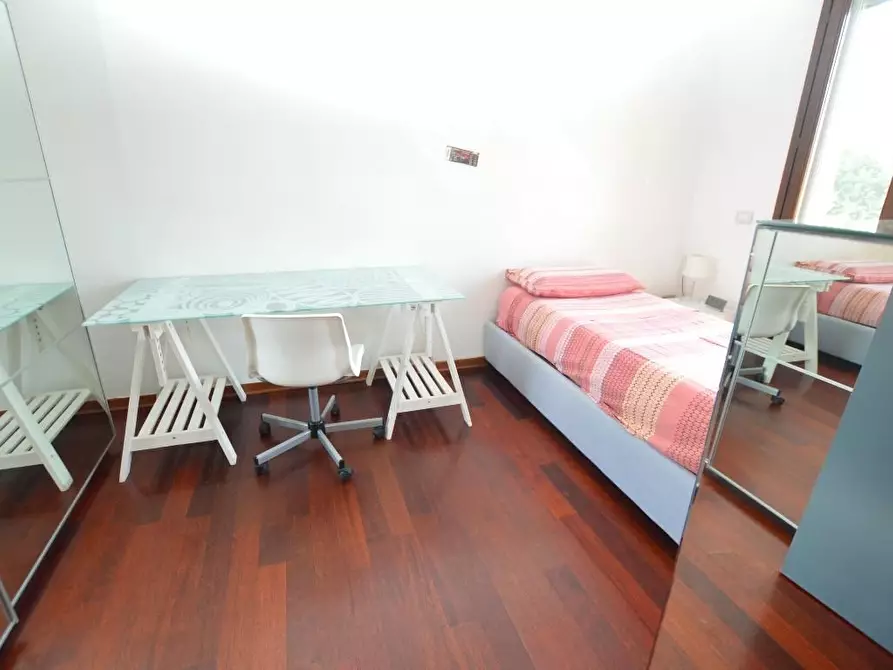 Immagine 19 di Villetta a schiera in vendita  a Capannori