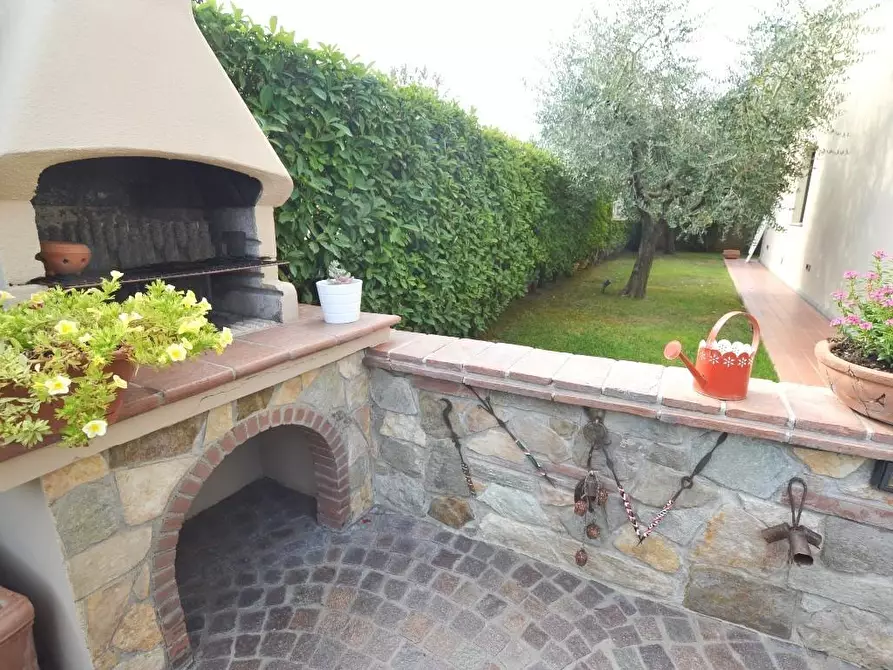 Immagine 1 di Villetta a schiera in vendita  a Capannori