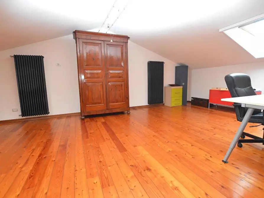 Immagine 23 di Villetta a schiera in vendita  a Capannori