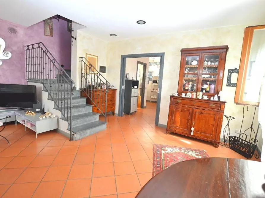 Immagine 8 di Villetta a schiera in vendita  a Capannori