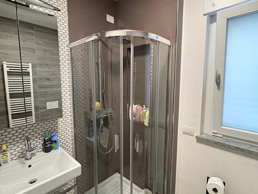 Immagine 14 di Appartamento in vendita  a Montignoso