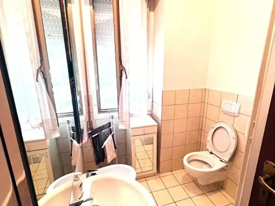 Immagine 13 di Appartamento in vendita  a Massa