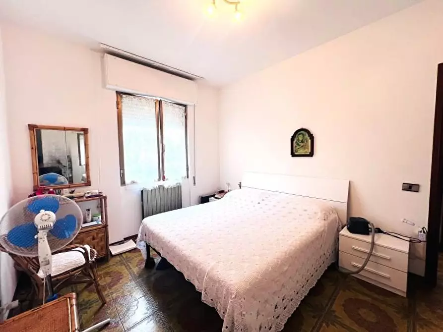 Immagine 9 di Appartamento in vendita  a Massa