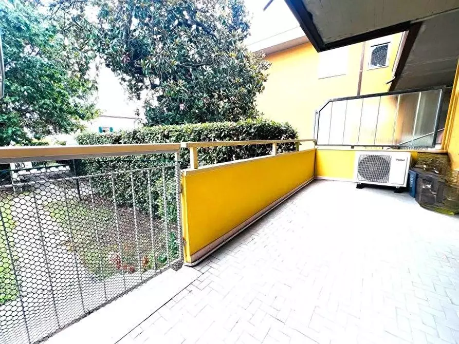 Immagine 16 di Appartamento in vendita  a Massa