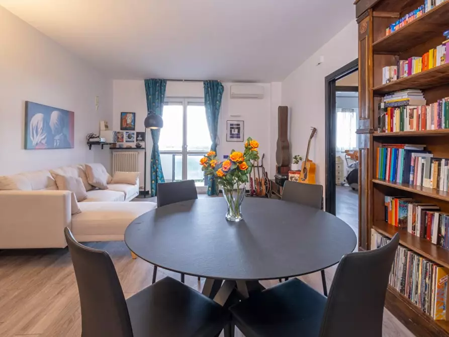 Immagine 7 di Appartamento in vendita  a Bergamo