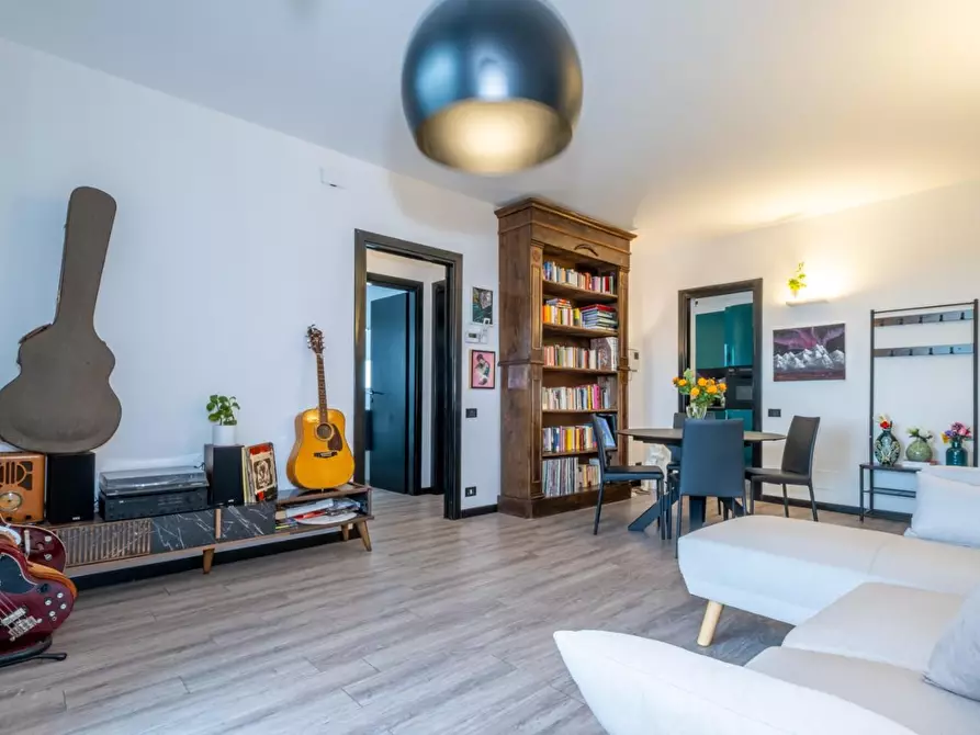 Immagine 14 di Appartamento in vendita  a Bergamo