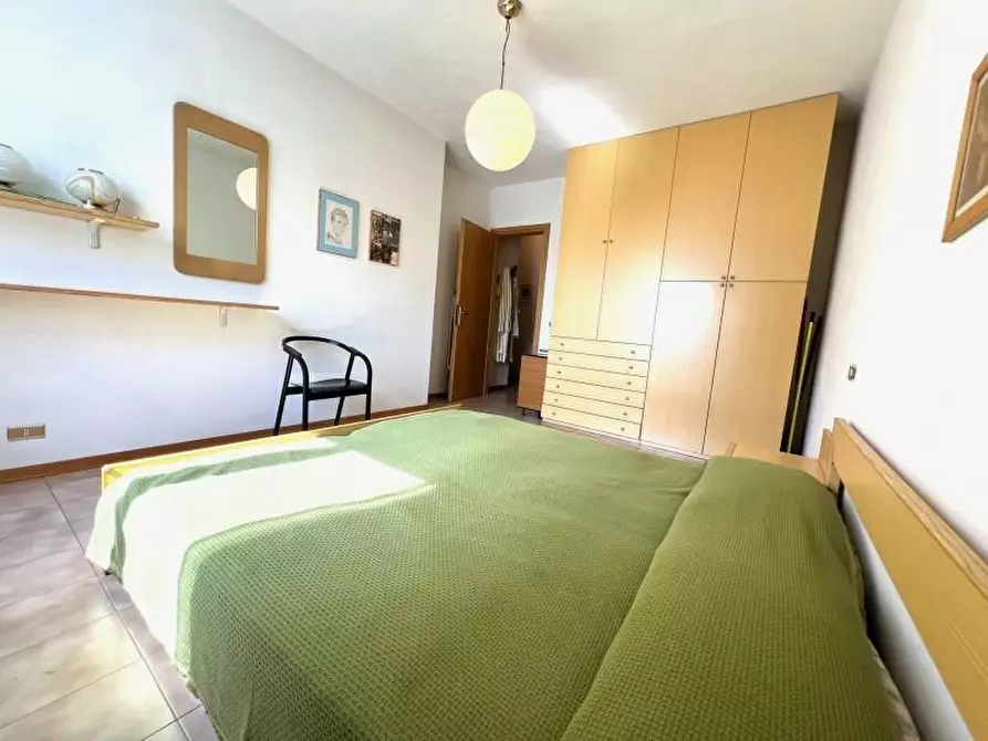 Immagine 11 di Appartamento in vendita  a Massa