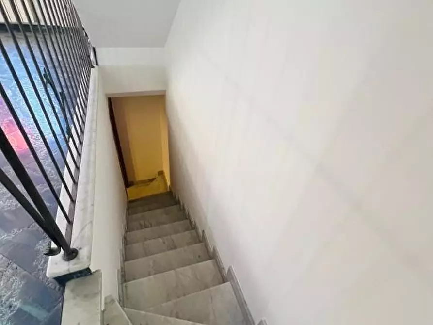 Immagine 26 di Villetta a schiera in vendita  a Massa