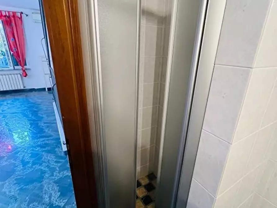 Immagine 16 di Villetta a schiera in vendita  a Massa