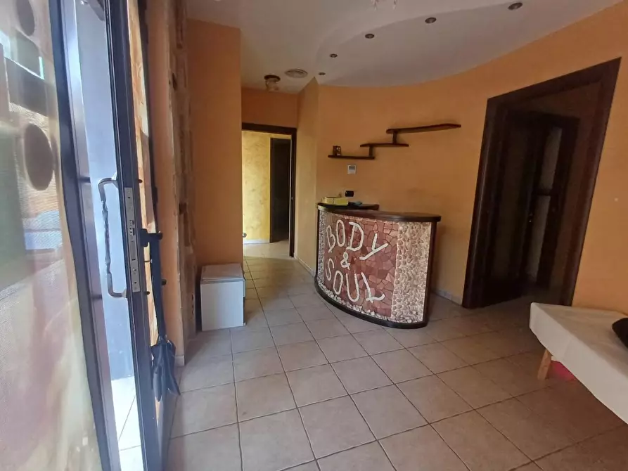 Immagine 4 di Laboratorio in vendita  a Massafra