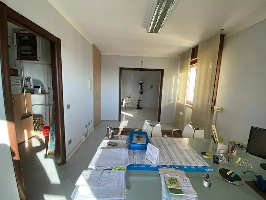 Immagine 4 di Appartamento in vendita  a Massa E Cozzile
