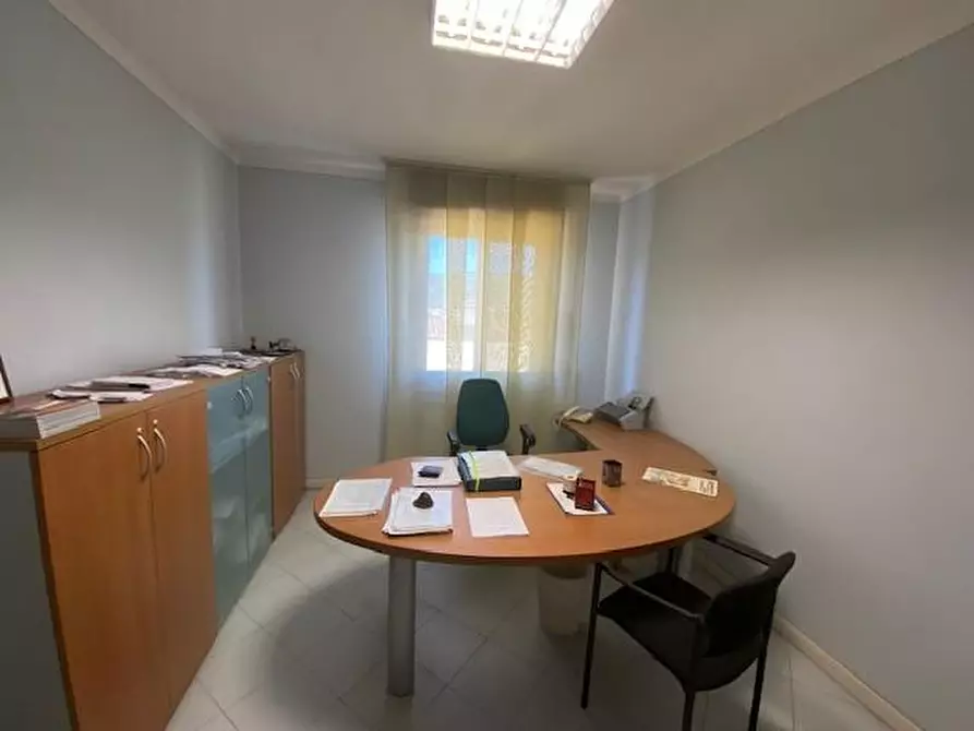 Immagine 8 di Appartamento in vendita  a Massa E Cozzile