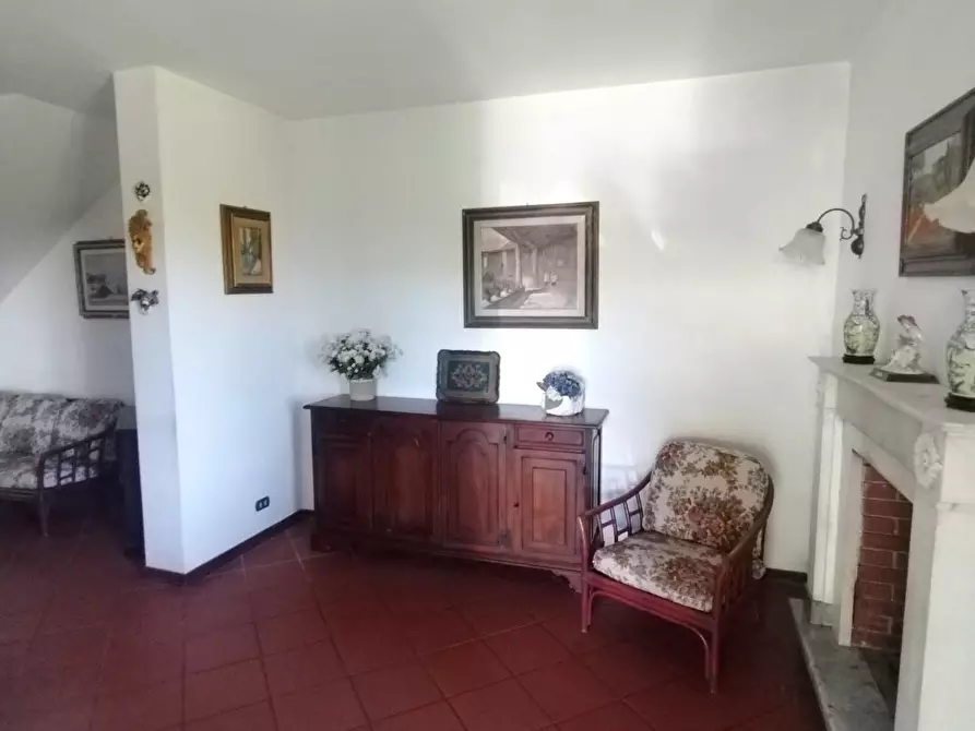Immagine 19 di Casa bifamiliare in vendita  a Montignoso
