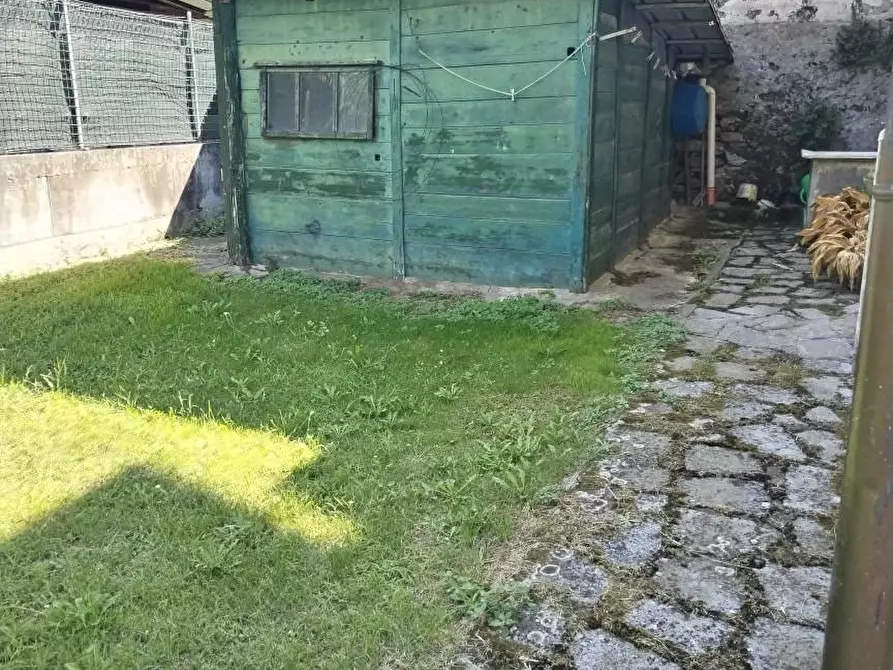 Immagine 5 di Casa bifamiliare in vendita  a Montignoso