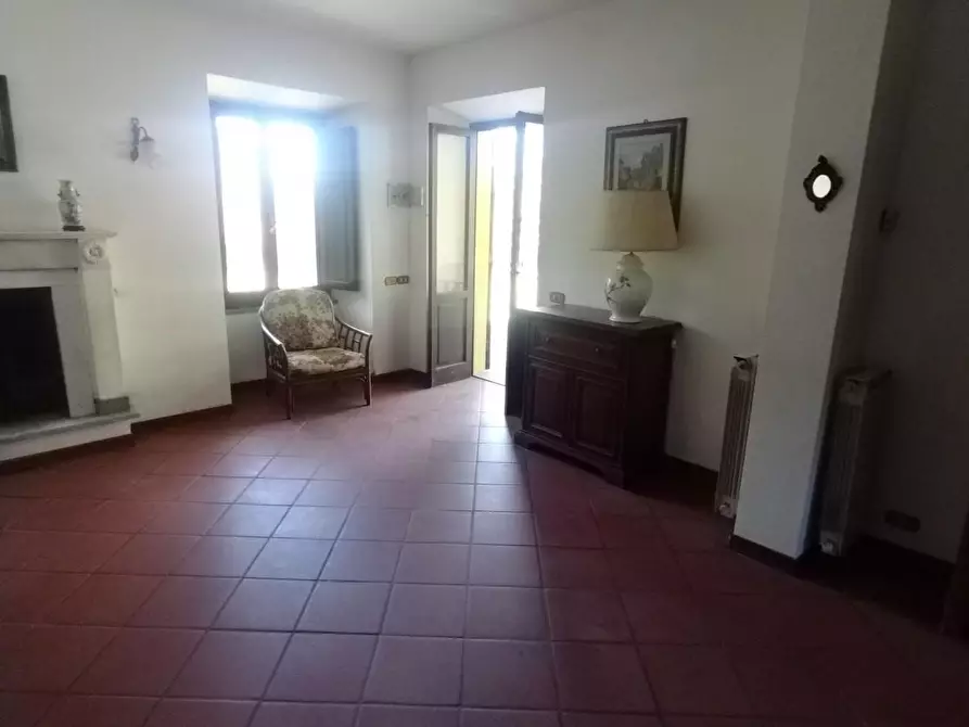 Immagine 16 di Casa bifamiliare in vendita  a Montignoso
