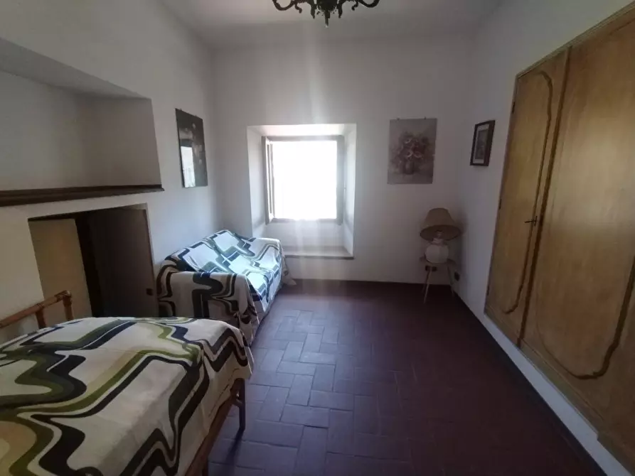 Immagine 40 di Casa bifamiliare in vendita  a Montignoso