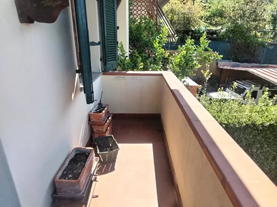 Immagine 37 di Casa bifamiliare in vendita  a Montignoso