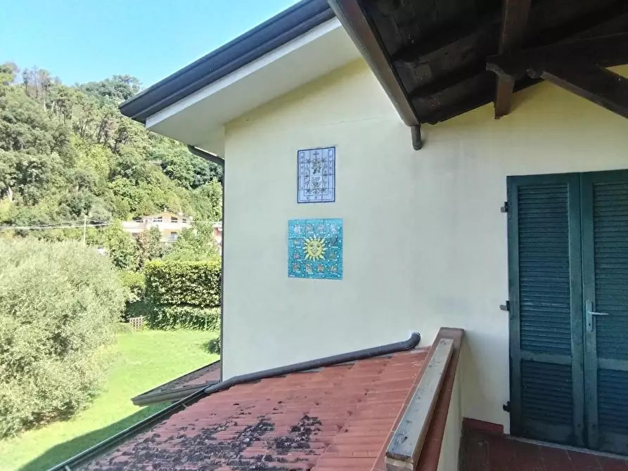 Immagine 11 di Casa bifamiliare in vendita  a Montignoso