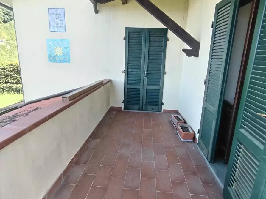 Immagine 36 di Casa bifamiliare in vendita  a Montignoso