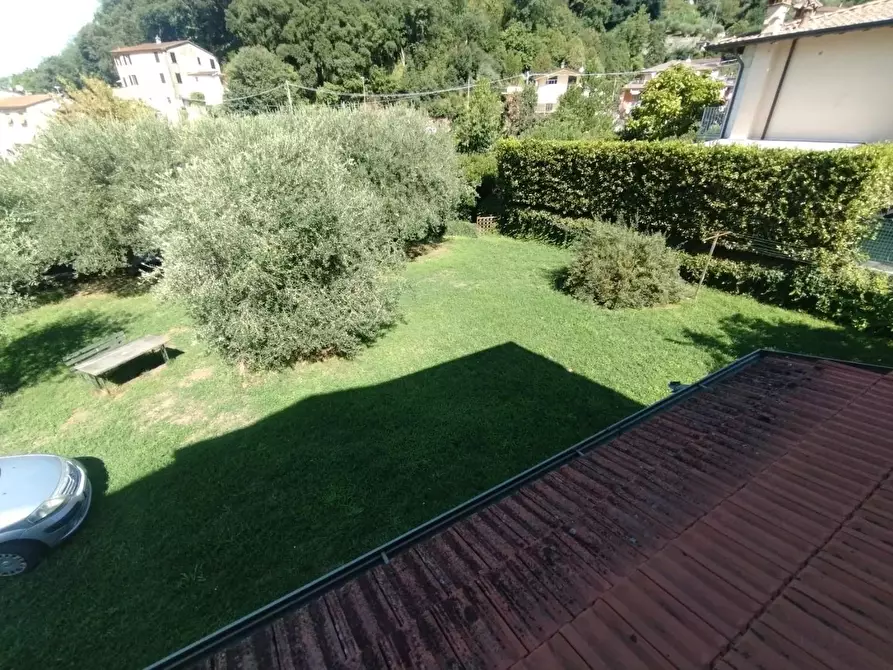 Immagine 10 di Casa bifamiliare in vendita  a Montignoso