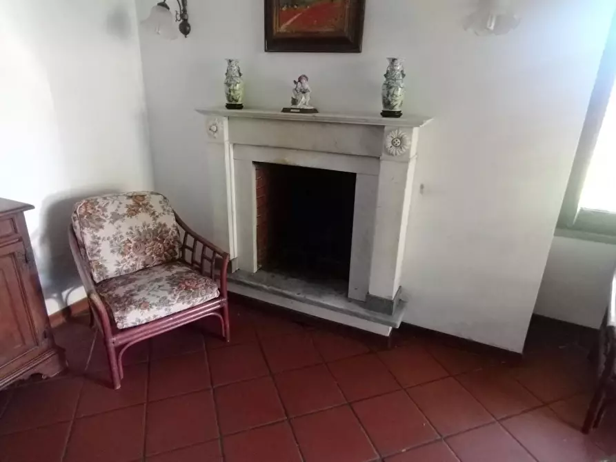 Immagine 17 di Casa bifamiliare in vendita  a Montignoso