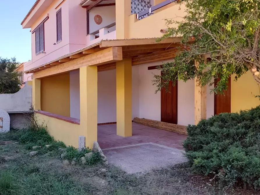 Immagine 4 di Appartamento in vendita  a Santa Teresa Gallura