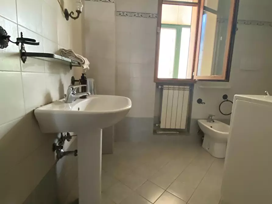 Immagine 23 di Appartamento in vendita  a Montelupo Fiorentino