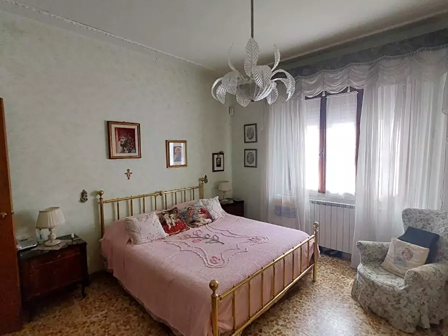 Immagine 10 di Casa indipendente in vendita  a Calcinaia