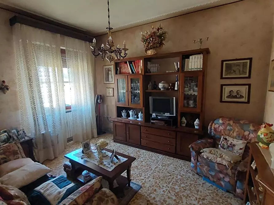 Immagine 9 di Casa indipendente in vendita  a Calcinaia