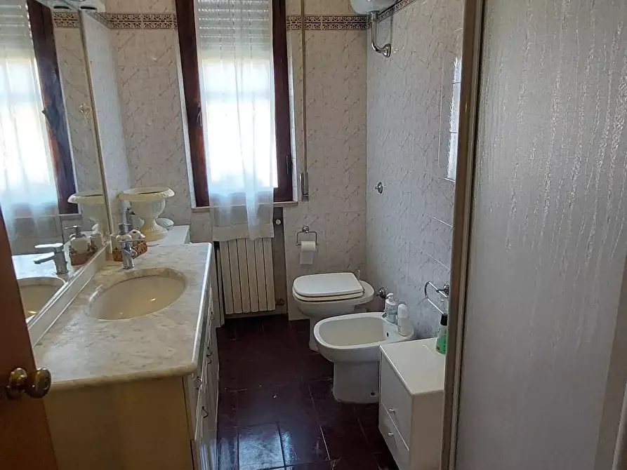 Immagine 13 di Casa indipendente in vendita  a Calcinaia