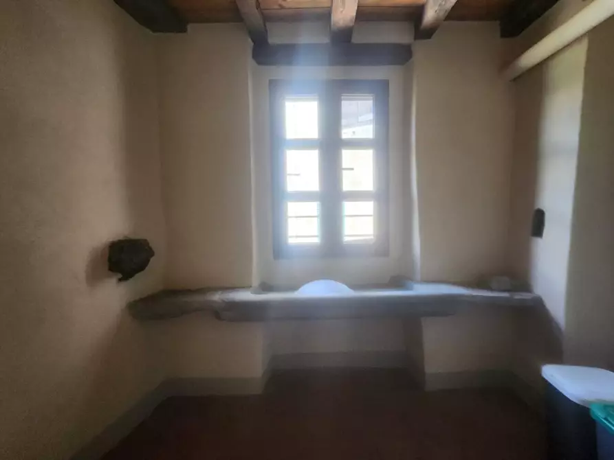 Immagine 56 di Casa indipendente in vendita  a Borgo A Mozzano