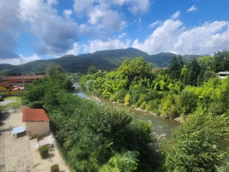 Immagine 11 di Casa indipendente in vendita  a Borgo A Mozzano