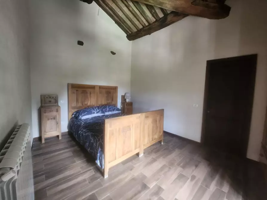 Immagine 8 di Casa indipendente in vendita  a Borgo A Mozzano