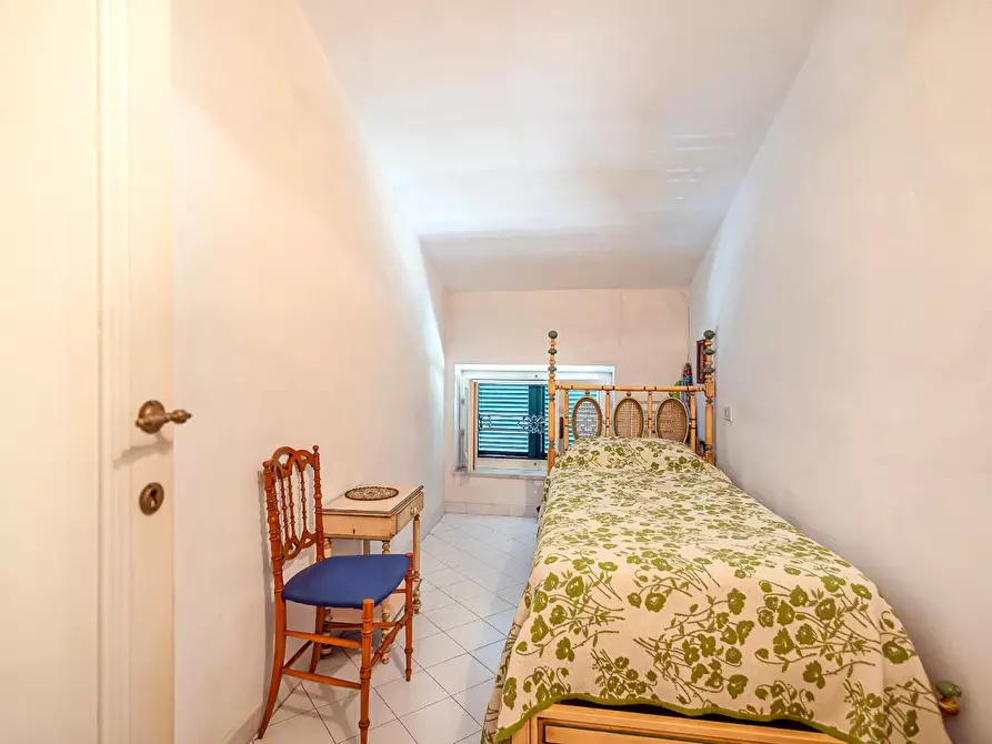 Immagine 17 di Villa in vendita  a Viareggio