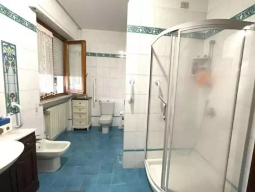 Immagine 13 di Mansarda in vendita  a Massa