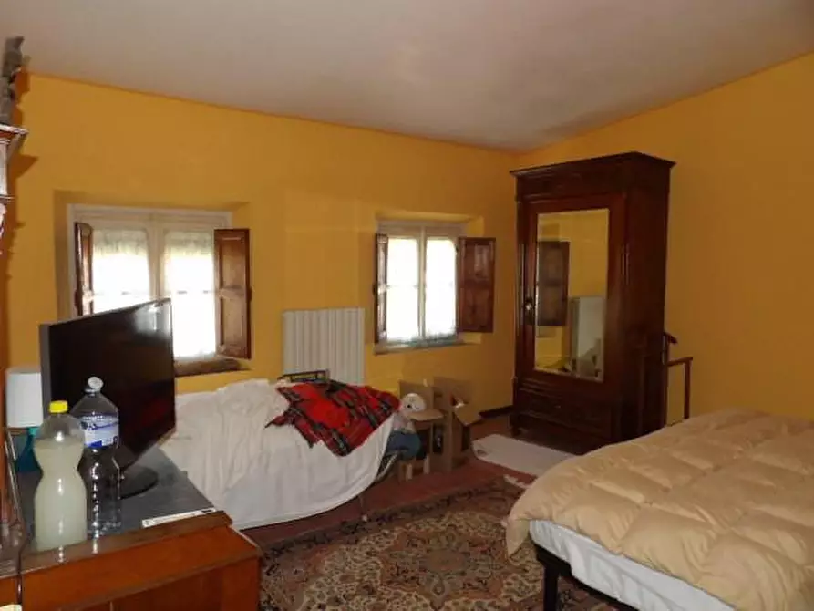 Immagine 3 di Porzione di casa in vendita  a Capannori