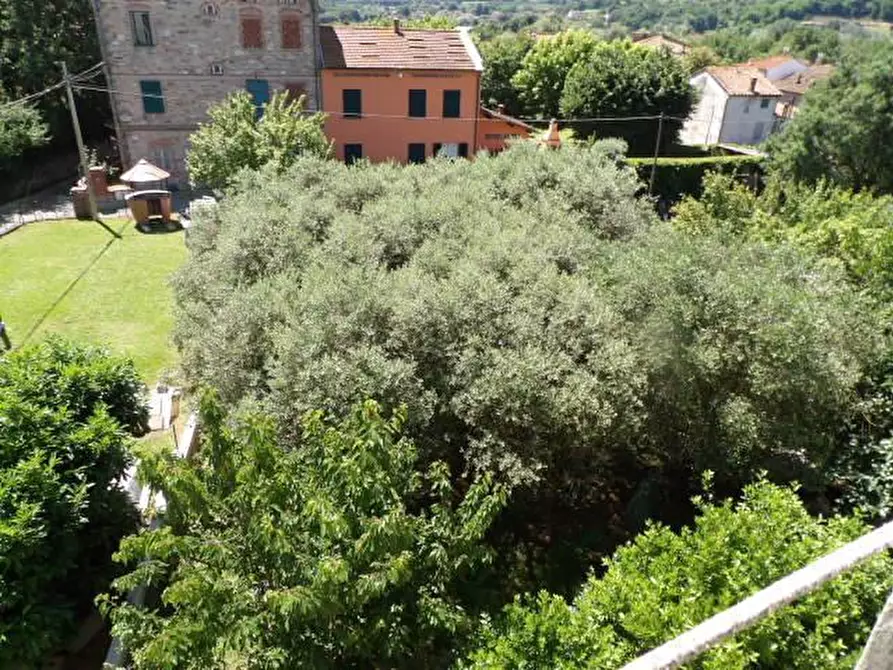 Immagine 5 di Porzione di casa in vendita  a Capannori
