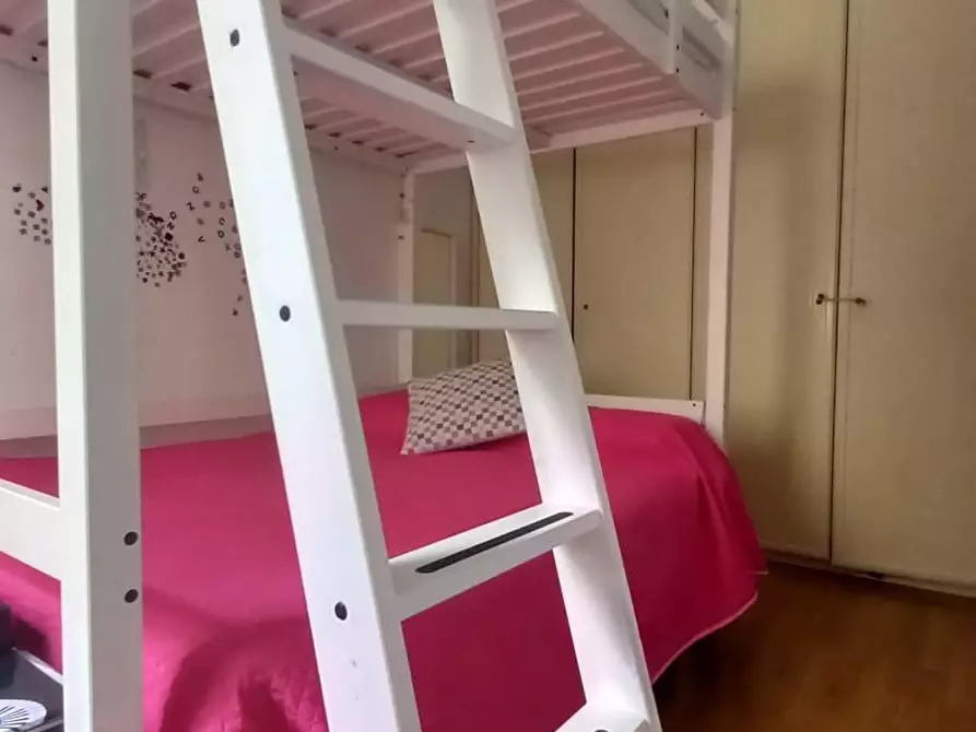 Immagine 6 di Appartamento in vendita  a Livorno