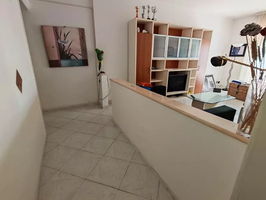 Immagine 13 di Appartamento in affitto  a Carrara