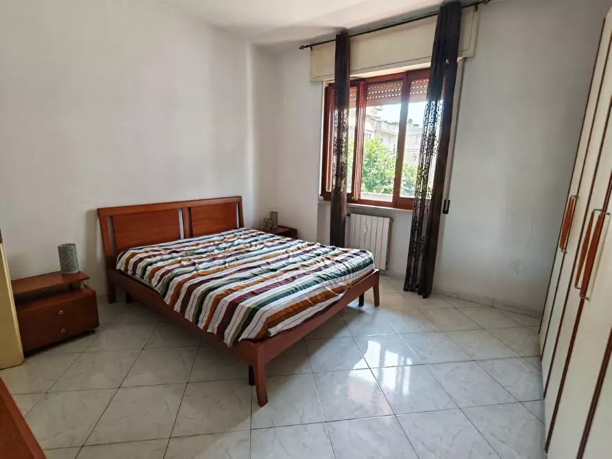 Immagine 12 di Appartamento in affitto  a Carrara