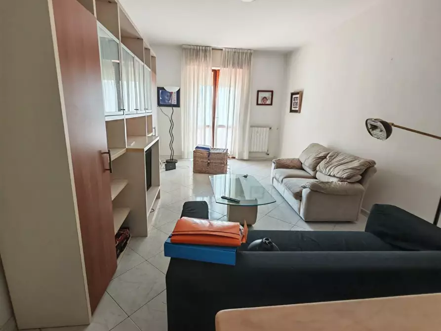 Immagine 25 di Appartamento in affitto  a Carrara