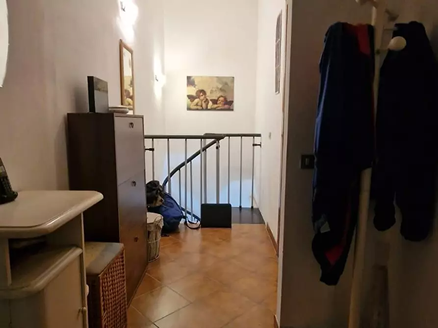 Immagine 7 di Casa bifamiliare in vendita  a Castelnuovo Magra