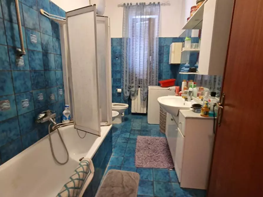 Immagine 11 di Casa bifamiliare in vendita  a Castelnuovo Magra