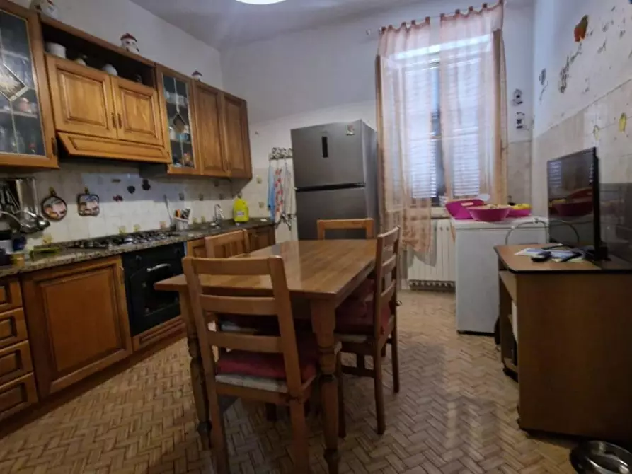 Immagine 6 di Casa bifamiliare in vendita  a Castelnuovo Magra