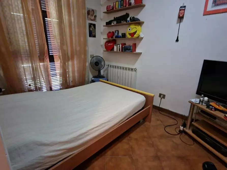 Immagine 9 di Casa bifamiliare in vendita  a Castelnuovo Magra