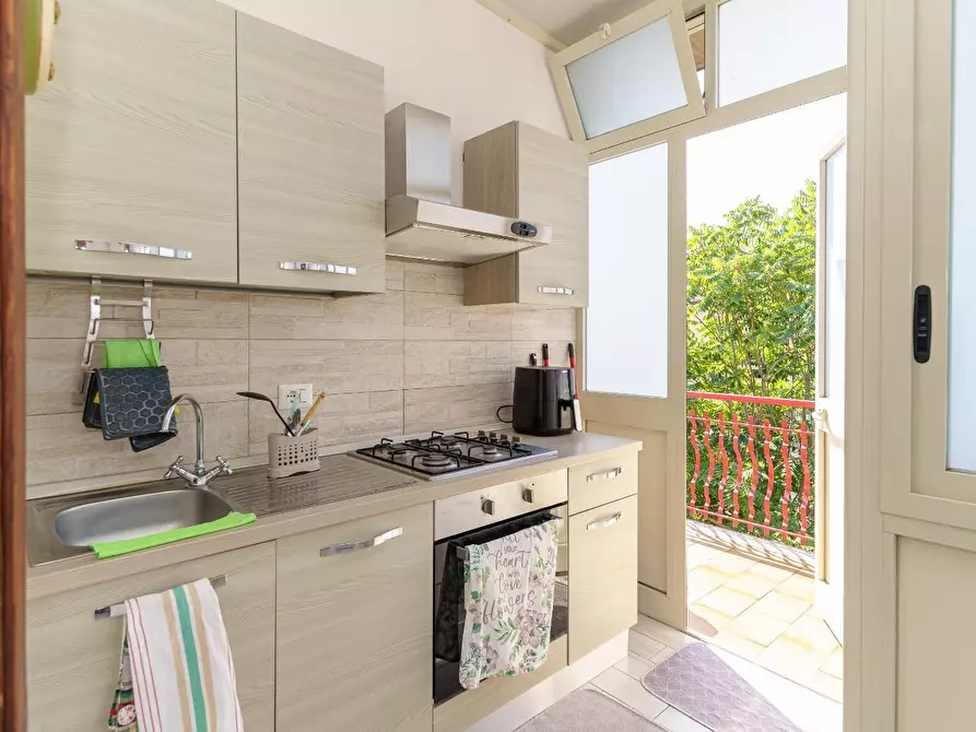 Immagine 11 di Appartamento in vendita  a Mascalucia